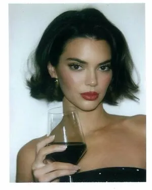 Kendall Jenner OnlyFans Leaked Free Thumbnail Picture - #4s8aMfTiQx