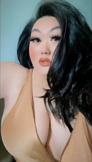 Kendra Vaaj Thumbnail Picture