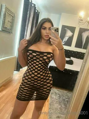 Kenza001 Thumbnail Picture