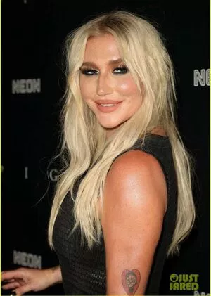 KeshaRose OnlyFans Leaked Free Thumbnail Picture - #62VvhJfjVq