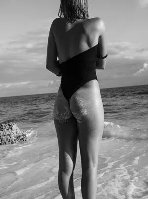 Keyla Caputo Thumbnail Picture