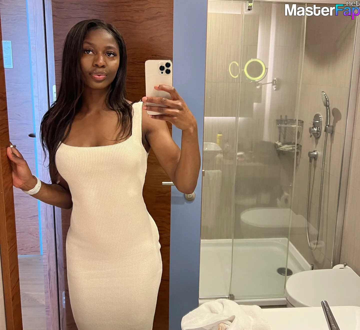 Khaddi sagnia naked