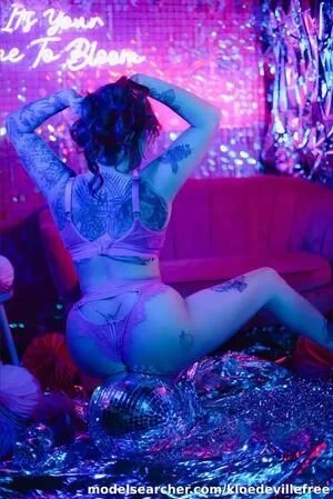 Khloe Deville Thumbnail Picture