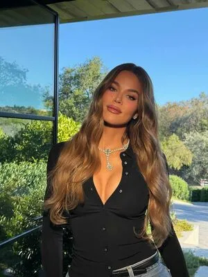 Khloe Kardashian OnlyFans Leaked Free Thumbnail Picture - #FS3wbcO2OD