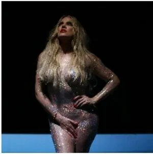 Khloe Krdshian Thumbnail Picture
