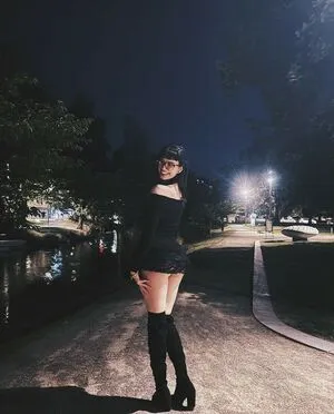 Ki666tty Thumbnail Picture