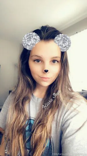 Kiaraskyefree OnlyFans Leaked Free Thumbnail Picture - #pCyZAYAglA