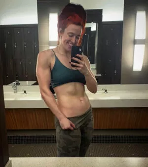Kilynn King Thumbnail Picture