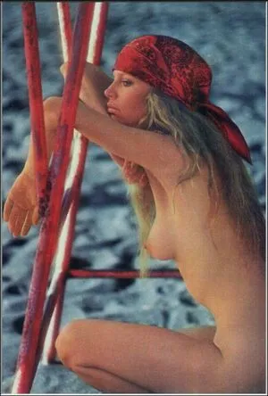 Kim Basinger Thumbnail Picture