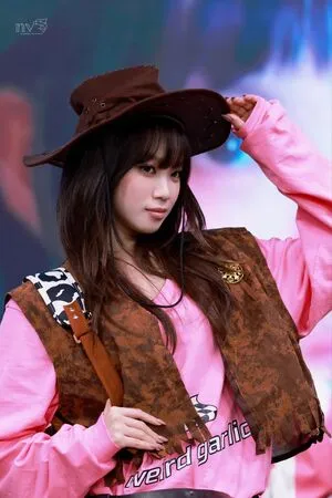 Kim Chaewon OnlyFans Leaked Free Thumbnail Picture - #EFn5Pbd4f2