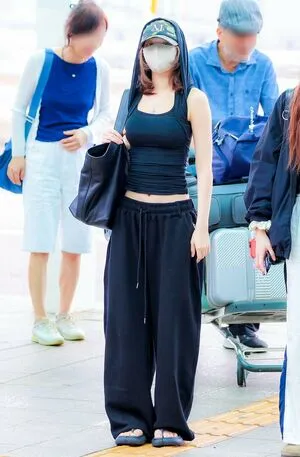 Kim Chaewon OnlyFans Leaked Free Thumbnail Picture - #pipA8mU5Pi