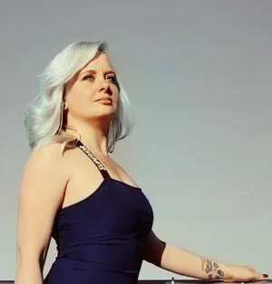 Kimberly Moon Thumbnail Picture