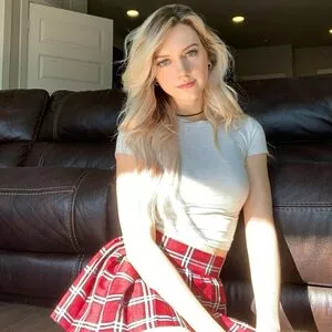Kimcella Profile Thumbnail
