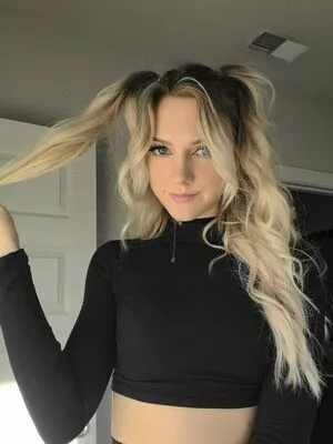 Kimmee OnlyFans Leaked Free Thumbnail Picture - #8plxtbwtth