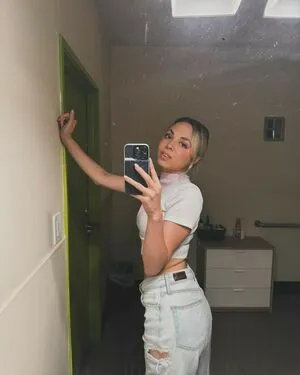 Kimmy Jimenez Thumbnail Picture