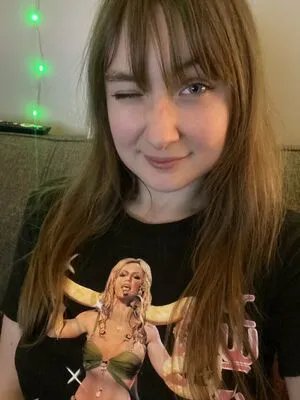 Kimmy Pink Thumbnail Picture