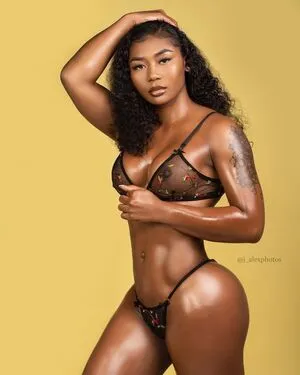 Kimora Lee OnlyFans Leaked Free Thumbnail Picture - #XVomXCdk9C
