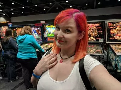 Kinsey Burke Thumbnail Picture