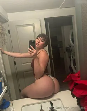 Kissfromlo Thumbnail Picture