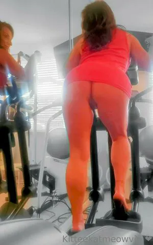 Kitteekatmeowvip Thumbnail Picture
