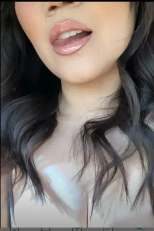 Kitty0x0x Thumbnail Picture