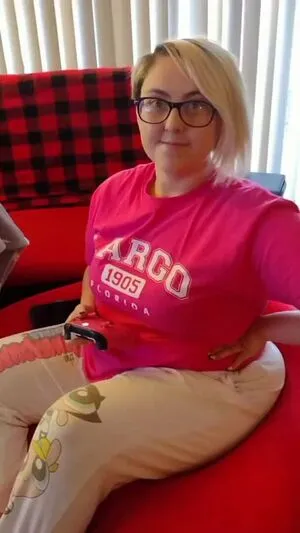 Kitty813 Thumbnail Picture