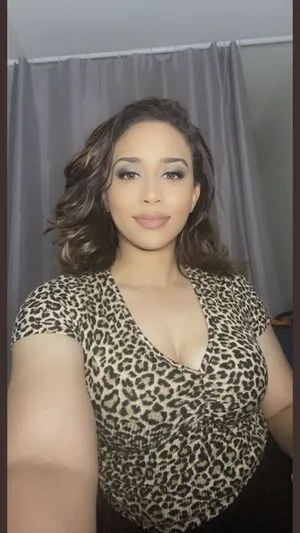 Kittyvickie6 Thumbnail Picture