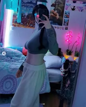 knaiifu.waifuu Profile Thumbnail