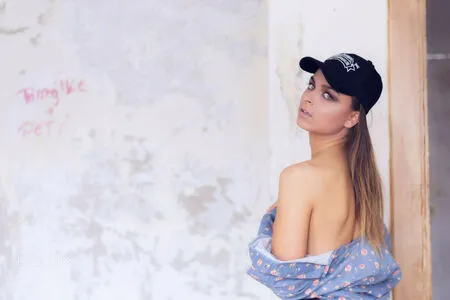 Kolozsi Rebeka Thumbnail Picture