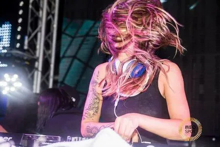 Krewella OnlyFans Leaked Free Thumbnail Picture - #3KgZgAJTbd