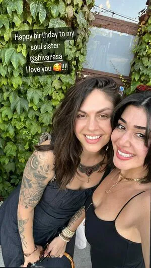 Krewella Thumbnail Picture