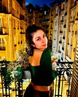 Krewella OnlyFans Leaked Free Thumbnail Picture - #tKRESyaxtl