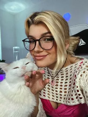 Kunshikitty OnlyFans Leaked Free Thumbnail Picture - #eEpotypKQh