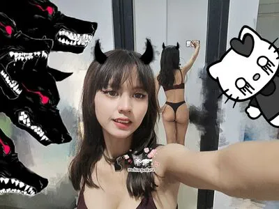 Kuro Emma Thumbnail Picture