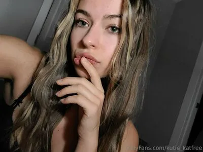 Kutie Katfree Thumbnail Picture