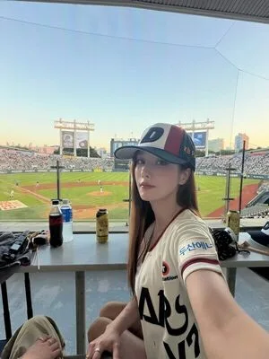 Kwon Eunbi OnlyFans Leaked Free Thumbnail Picture - #IntEop6Oh5