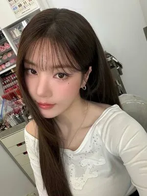 Kwon Eunbi OnlyFans Leaked Free Thumbnail Picture - #Pivgi2xUxn
