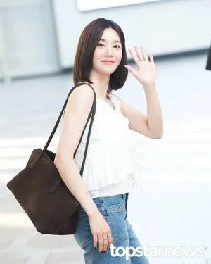 Kwon Eunbi OnlyFans Leaked Free Thumbnail Picture - #Vl69WhL0cx