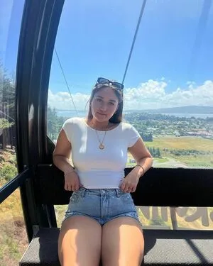 Kxylaxo Thumbnail Picture