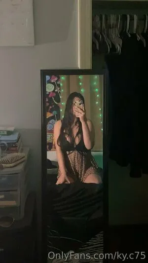 Ky C75 OnlyFans Leaked Free Thumbnail Picture - #kzane4vkGL