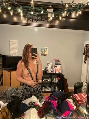 Kylie OnlyFans Leaked Free Thumbnail Picture - #YHeRxthBFT