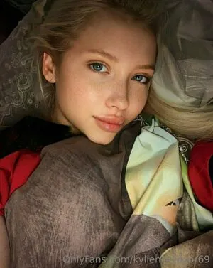 Kylienextdoor69 OnlyFans Leaked Free Thumbnail Picture - #dRbaJapiQc