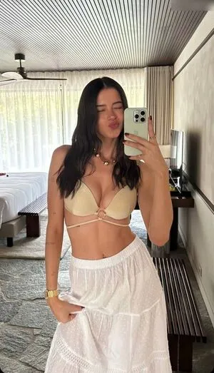 La Elui OnlyFans Leaked Free Thumbnail Picture - #7MYdGz0Fha