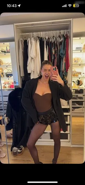 La Elui OnlyFans Leaked Free Thumbnail Picture - #ZnC6FneUdH