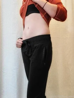 Lacey Vines Thumbnail Picture