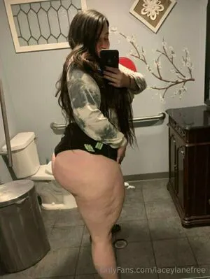 Laceylanefree Thumbnail Picture