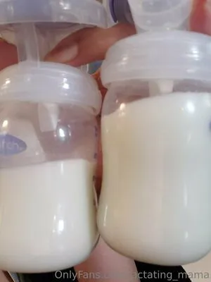 Lactating Mama OnlyFans Leaked Free Thumbnail Picture - #Kh5cHqboCy