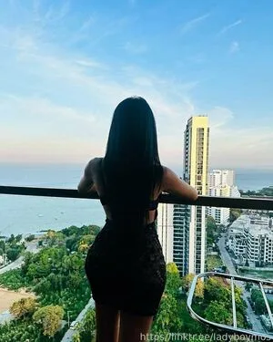 Ladyboymos OnlyFans Leaked Free Thumbnail Picture - #u29J5X4Fmo
