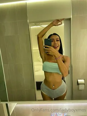 Ladyboyxmos OnlyFans Leaked Free Thumbnail Picture - #XPiP4pDMXX