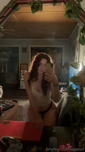 Ladykate7 OnlyFans Leaked Free Thumbnail Picture - #LdMBvrXPei